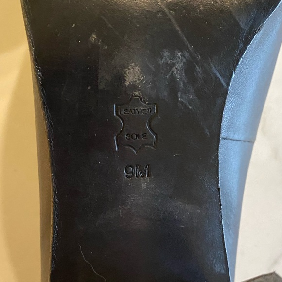 EUC Tory Burch Perrine Heeled Loafers - Picture 5 of 11